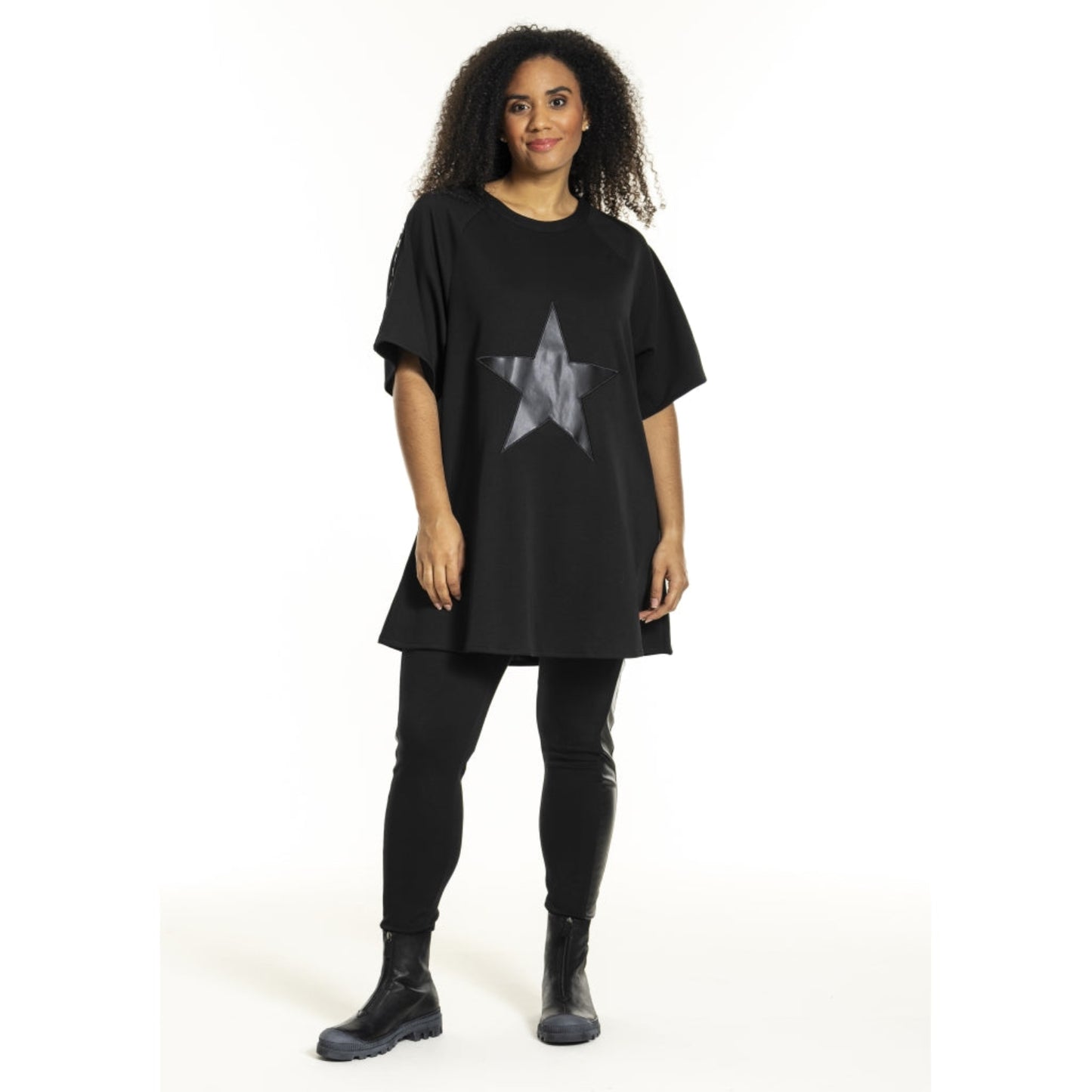 Studio Tunika Shirt Stern kurzarm schwarz 42 44 46 48 50 52 54 56