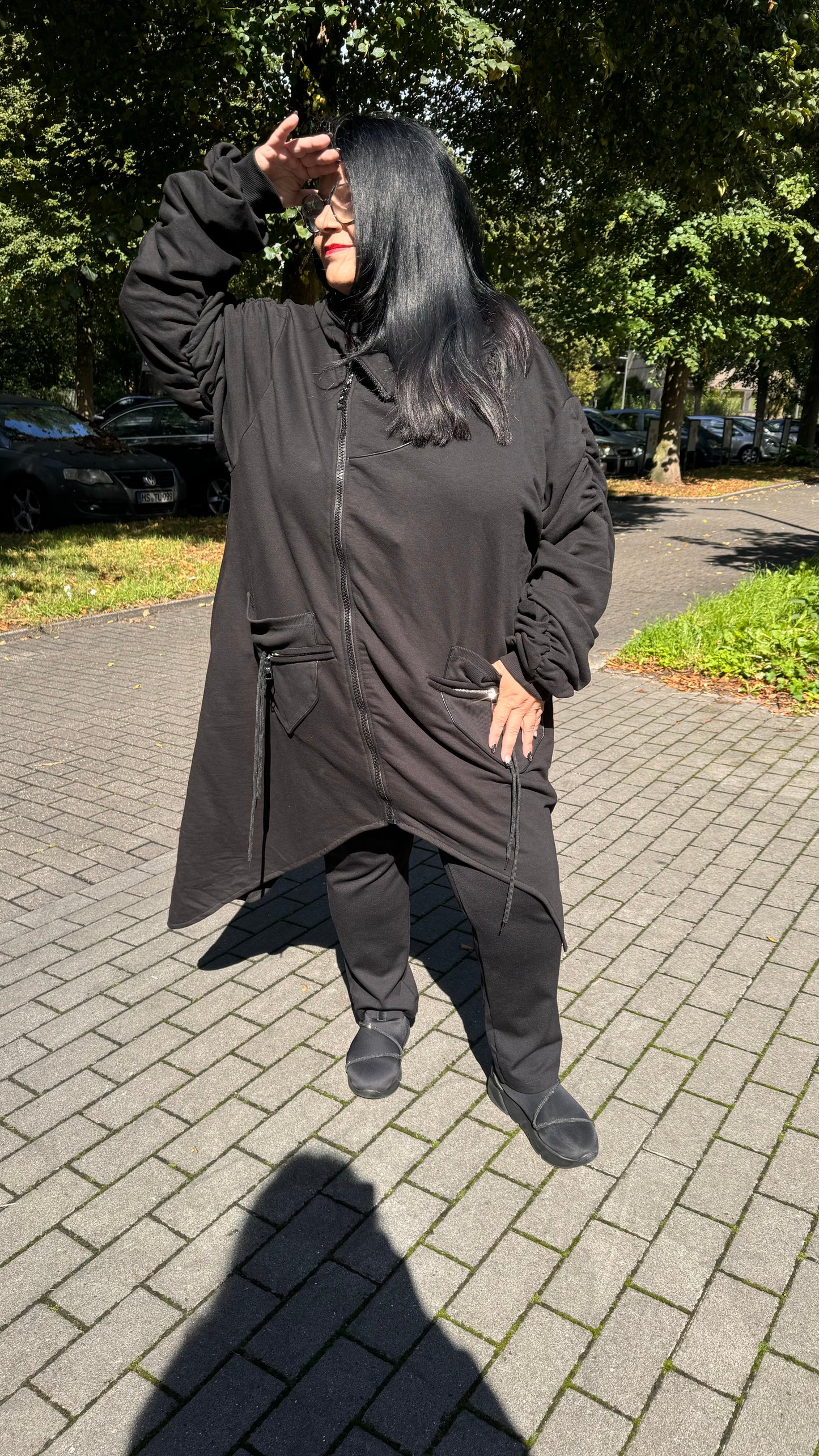 H4 ausfgefallener Sweatshirtmantel mit Taschen und Reissverschlüssen A-Linie oversize 48 50 52 54 56 58 60