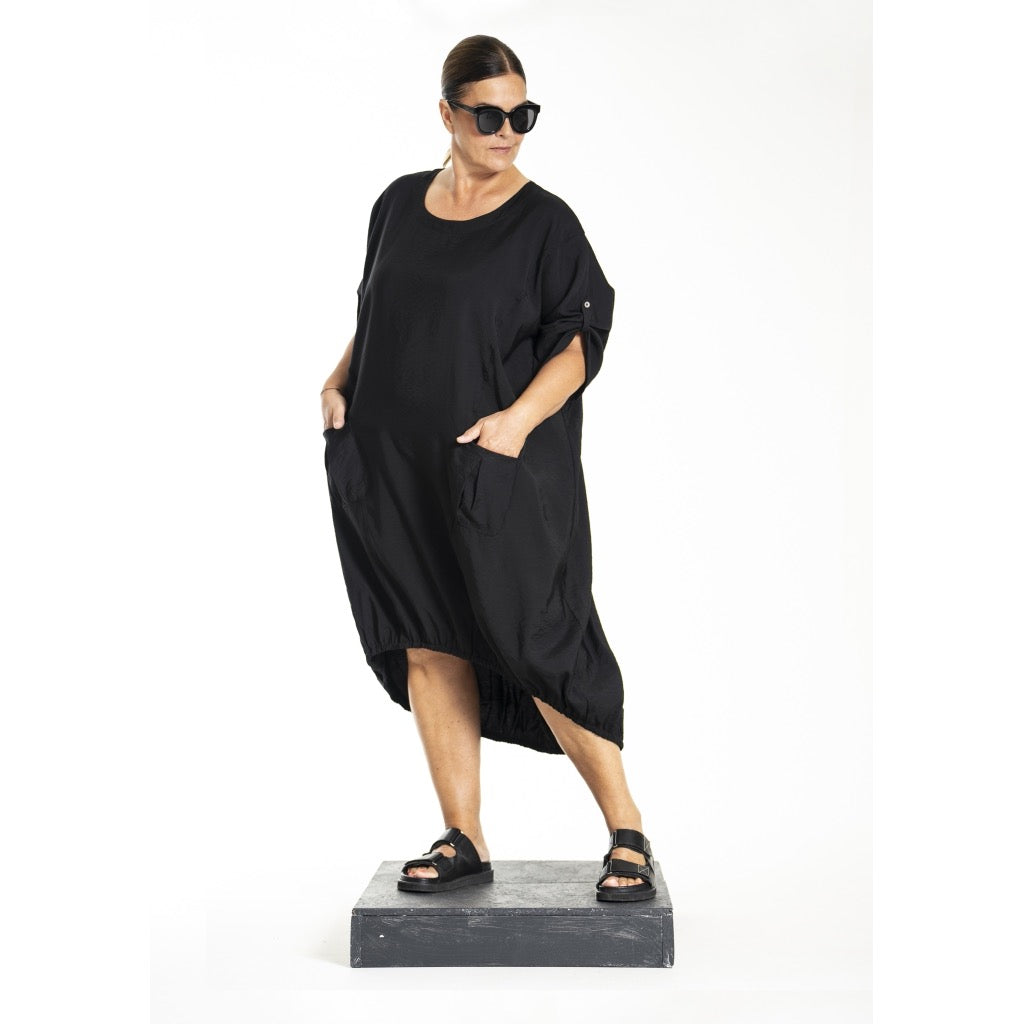 Gozzip Kleid Sommer schwarz weit Oversize Schnitt 42 44 46 48 50 52 54 56