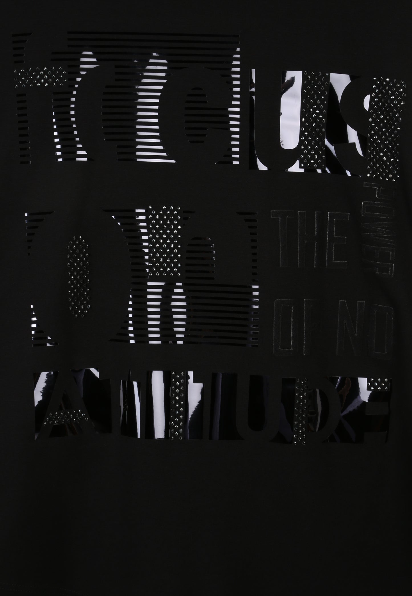 Doris Streich T-Shirt mit Glitzer-Steinchen, Wording und asymmetrischem Saum Schwarz langarm 46 - 56