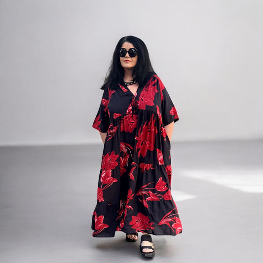 Maxikleid mit rotem Blumenprint – Viskose-Traum von Vincenzo Allocca 44 46 48 50 52 54 56 58 60 62