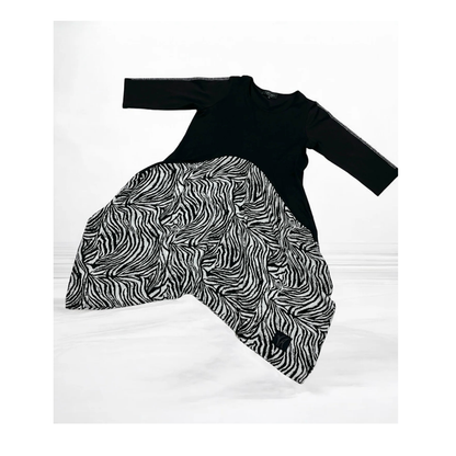 Vincenzo Allocca Long-Tunika „Zebra Flow“ – extravagant & voller Stil 40 42 44 46 48 50 52 54 56 58 60 62