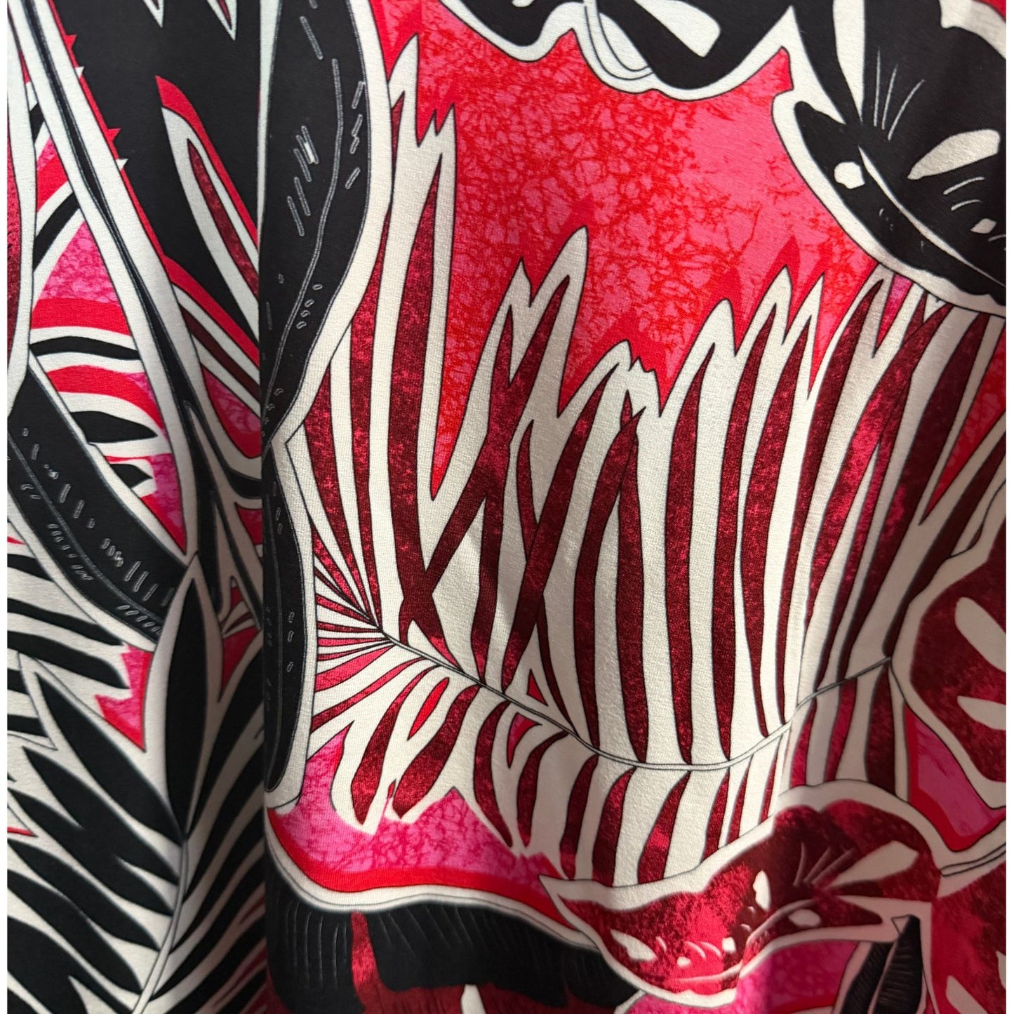 Chalou Shirt A-Linie Blätterprint große Größen – Nickis XXL Fashion – Ansicht 3