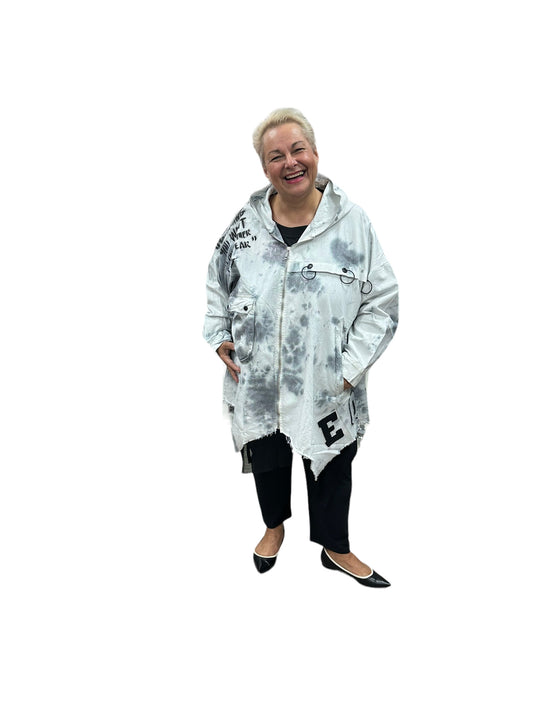 EU-Queen Jeansjacke Batik Graffiti Weiß Grau Applikationen one size 46 48 50 52 54 56 58