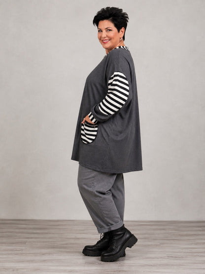 AKH Fashion Shirt Viskose mit Streifen und Zipptasche Oversize – Anthrazit/Schwarz-Weiß, Einheitsgröße 44–54