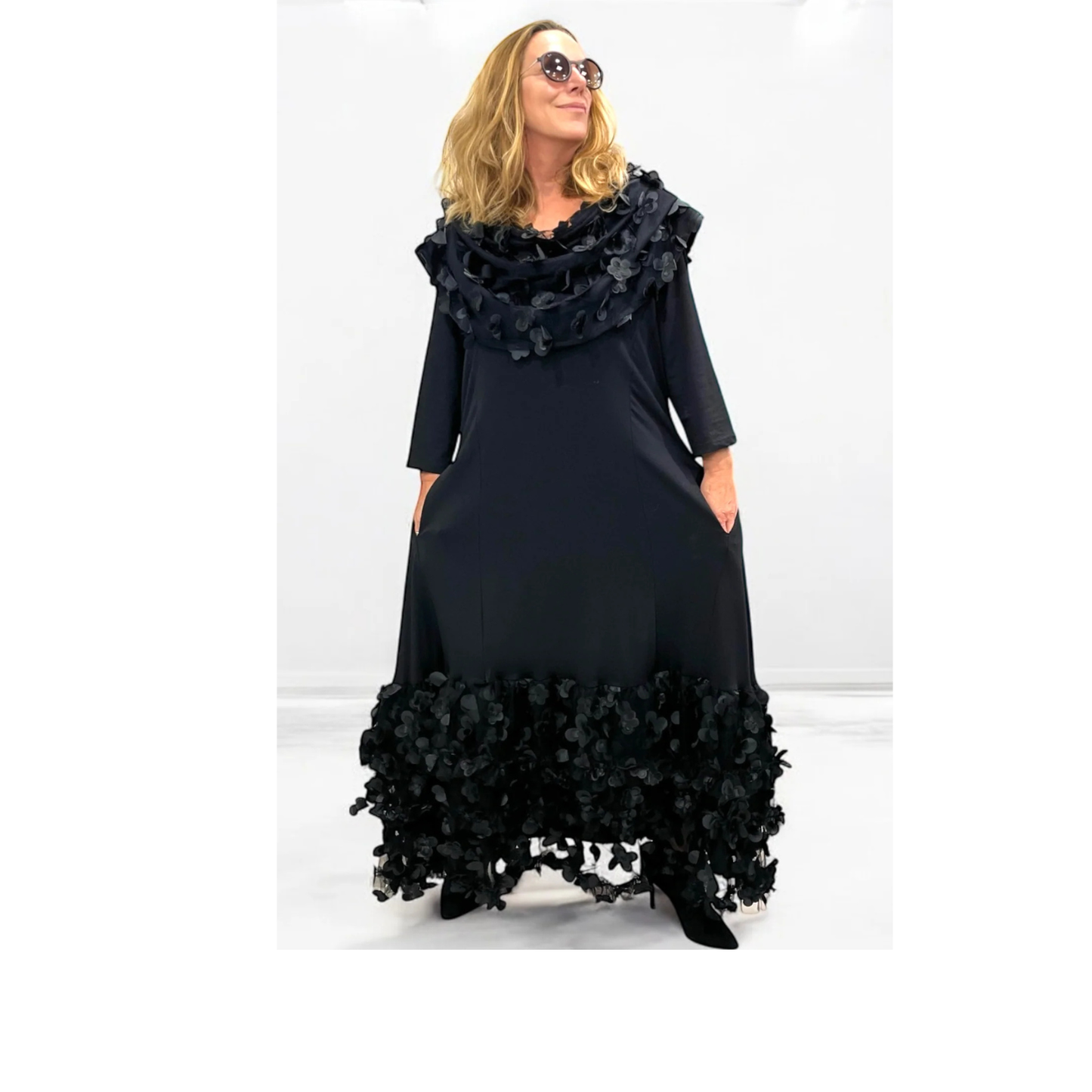 Vincenzo Allocca Avantgarde-Kleid – der Star des Abends in 3D-Optik44 46 48 50 52 54 56 58 60 62