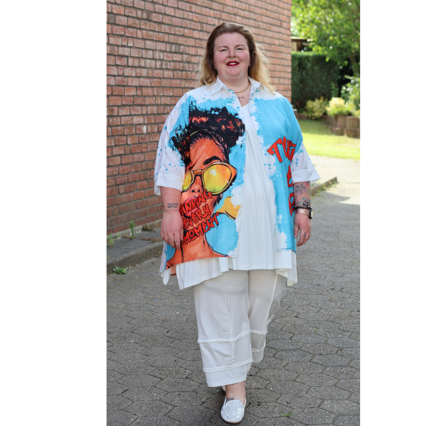 WOW-Bluse „Urban Pop Art“ – Mix Virage | Stylisch. Leicht. Besonders. 44 46 48 50 52 54 56 58 60