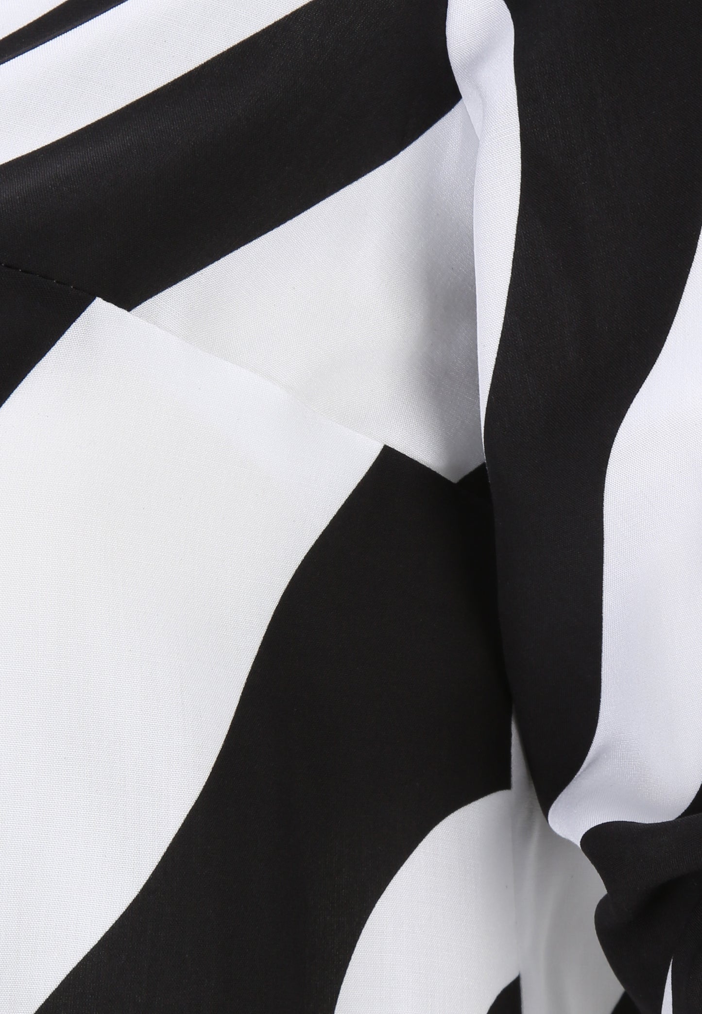 Doris Streich Schlupfbluse Grafik-Print Schwarz Weiß große Größen – Nickis XXL Fashion – Ansicht 3
