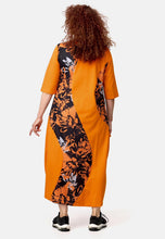 Lade das Bild in den Galerie-Viewer, DYB Kleid gemustert schwarz orange Gr 3 - 6
