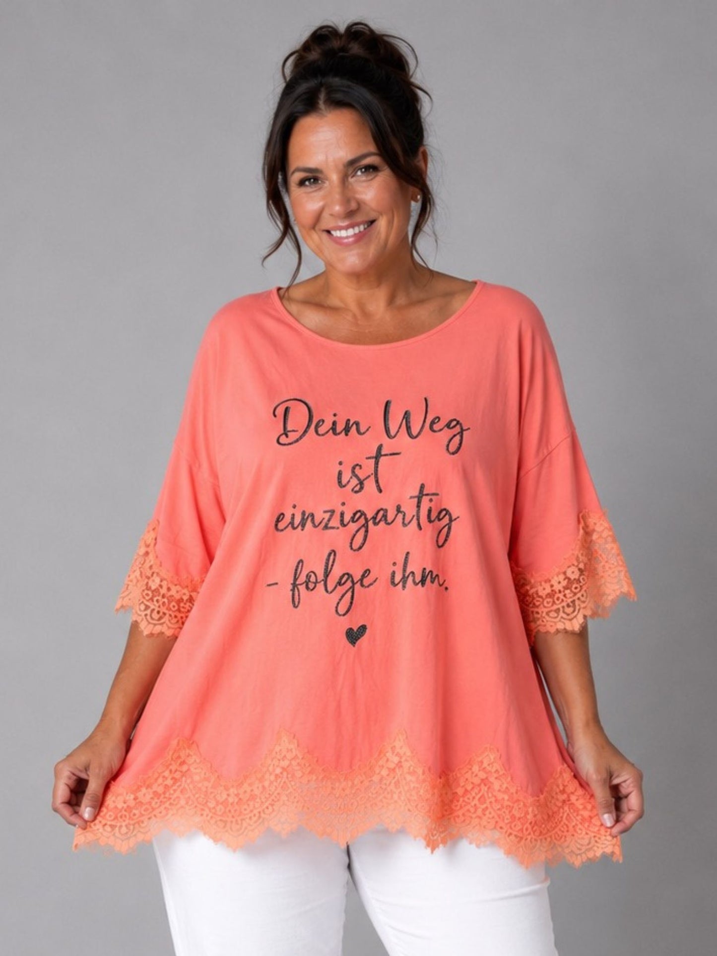 Shirt Spitze Straß-Schriftzug „Dein Weg ist einzigartig" – Mint, Schwarz, Weiß, Rosa, Pink, Koralle, Gelb, Beige, Hellblau – Einheitsgröße 44–52