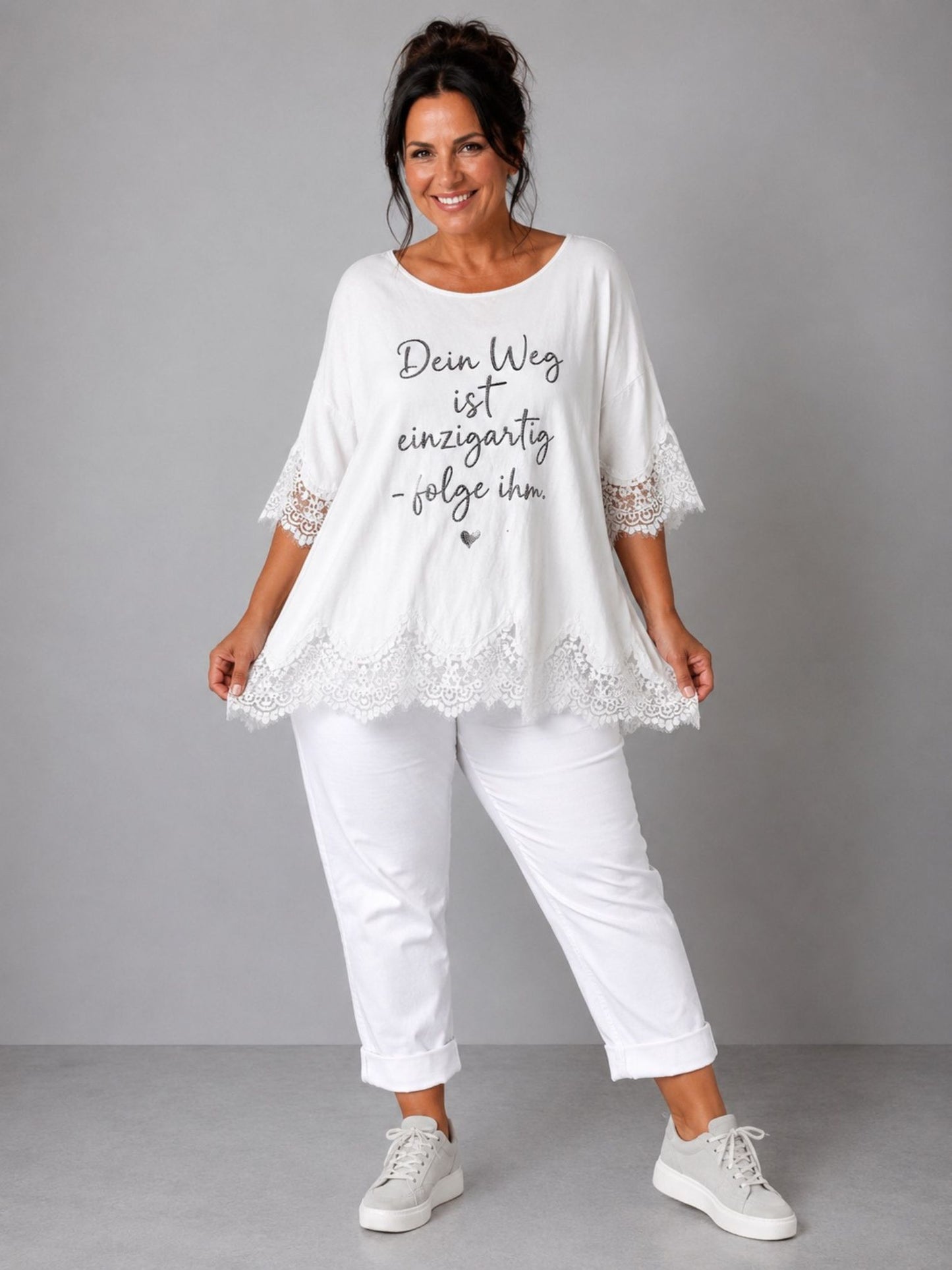 Shirt Spitze Straß-Schriftzug „Dein Weg ist einzigartig" – Mint, Schwarz, Weiß, Rosa, Pink, Koralle, Gelb, Beige, Hellblau – Einheitsgröße 44–52