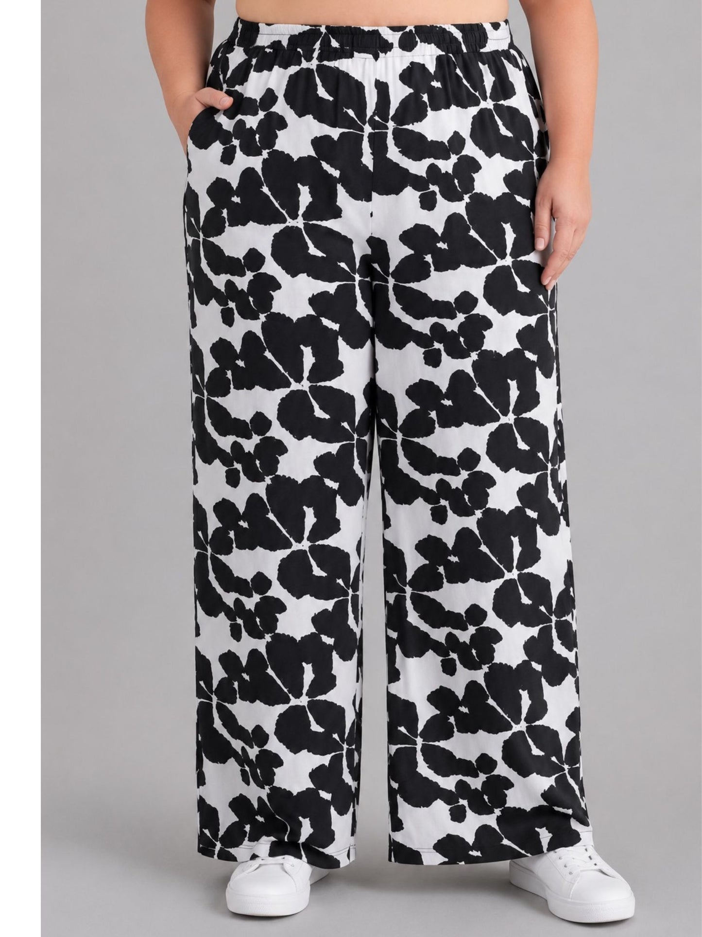 Vincenzo Allocca Weite Hose Blumen-Print Schwarz-Weiß – Einheitsgröße 44–54