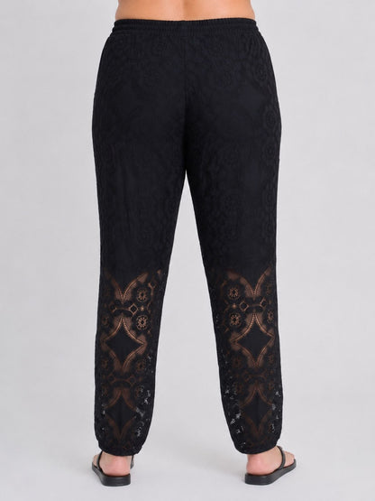 Adia Fashion Spitzenhose Plus Size Schwarz & Ecru 42–56