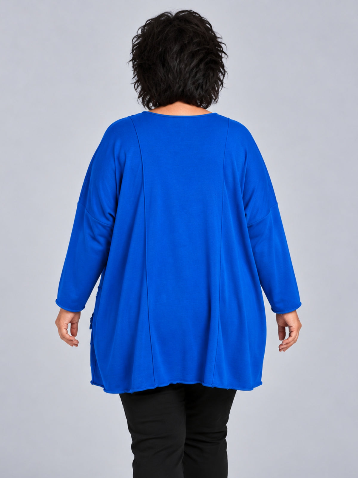 Amandine Feinstrick-Pullover mit abnehmbarer Ösen-Tasche Oversize – viele Farben, Einheitsgröße 44–60