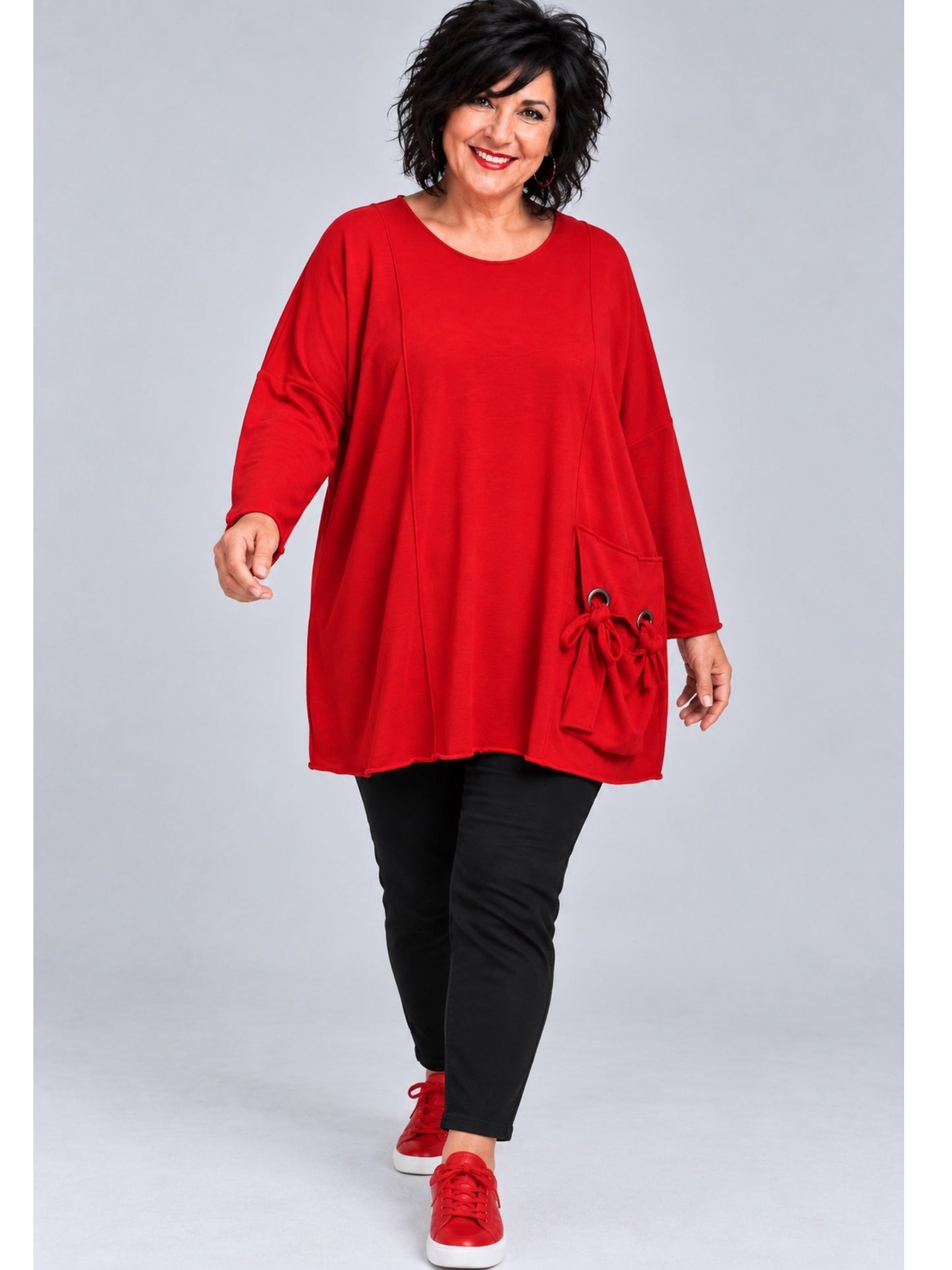 Amandine Feinstrick-Pullover mit abnehmbarer Ösen-Tasche Oversize – viele Farben, Einheitsgröße 44–60