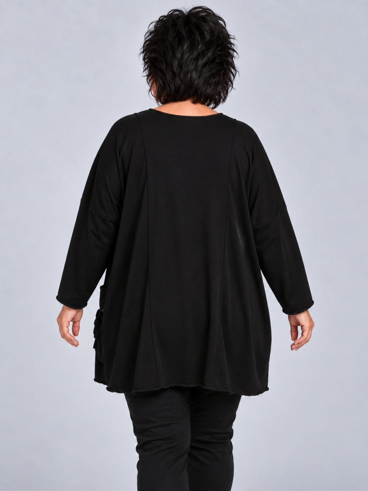 Amandine Feinstrick-Pullover mit abnehmbarer Ösen-Tasche Oversize – viele Farben, Einheitsgröße 44–60