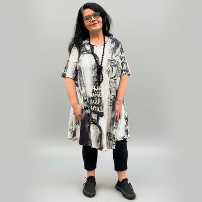 Chalou Long-Tunika Kleid Schwarz Grau Print große Größen – Nickis XXL Fashion – Ansicht 3