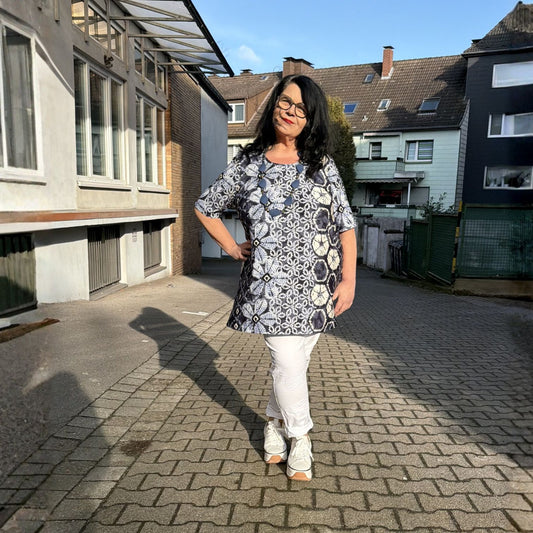 Chalou Tunika A-Form Blau-Weiß gemustert