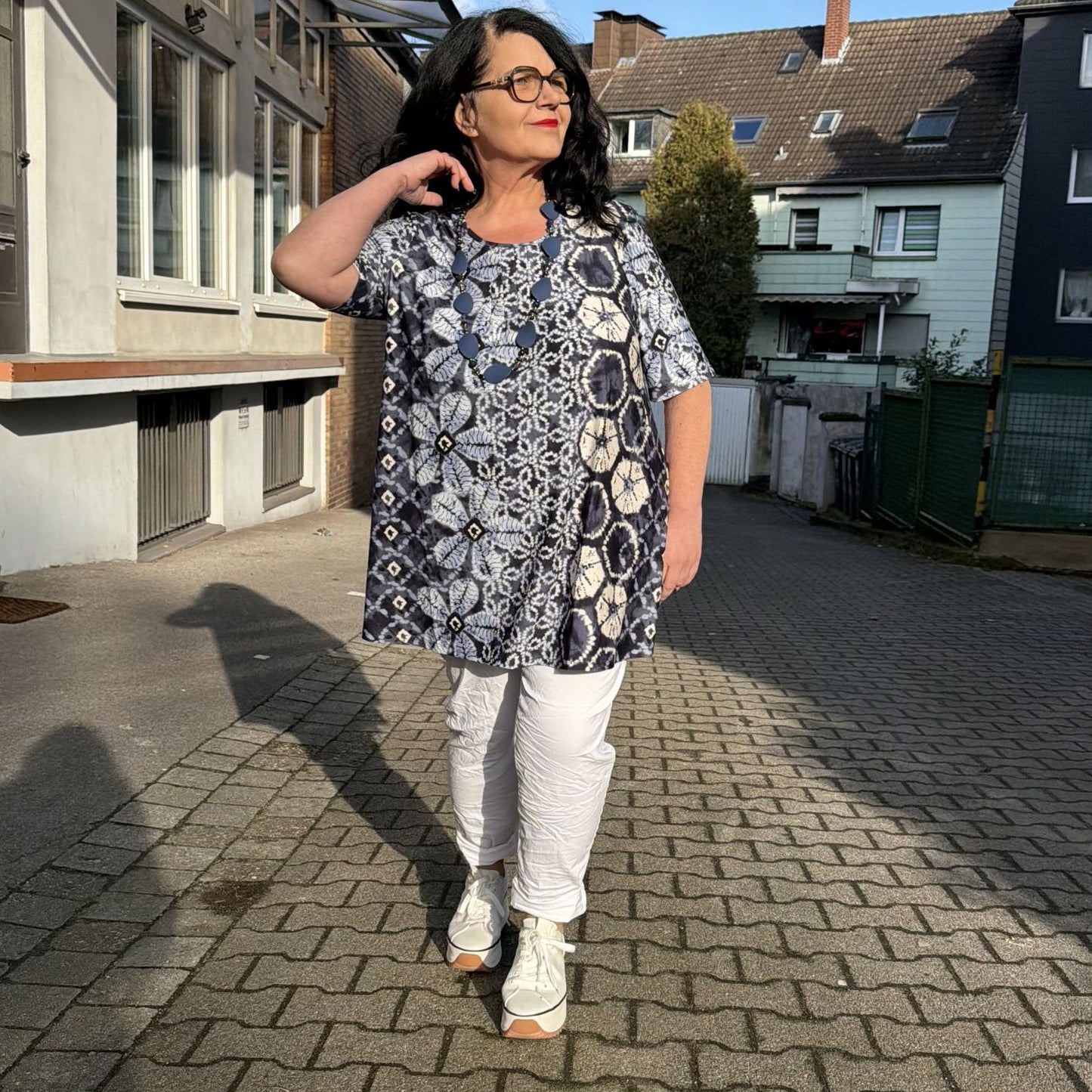 Chalou Tunika A-Form Blau-Weiß gemustert