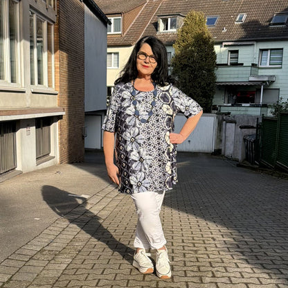 Chalou Tunika A-Form Blau-Weiß gemustert