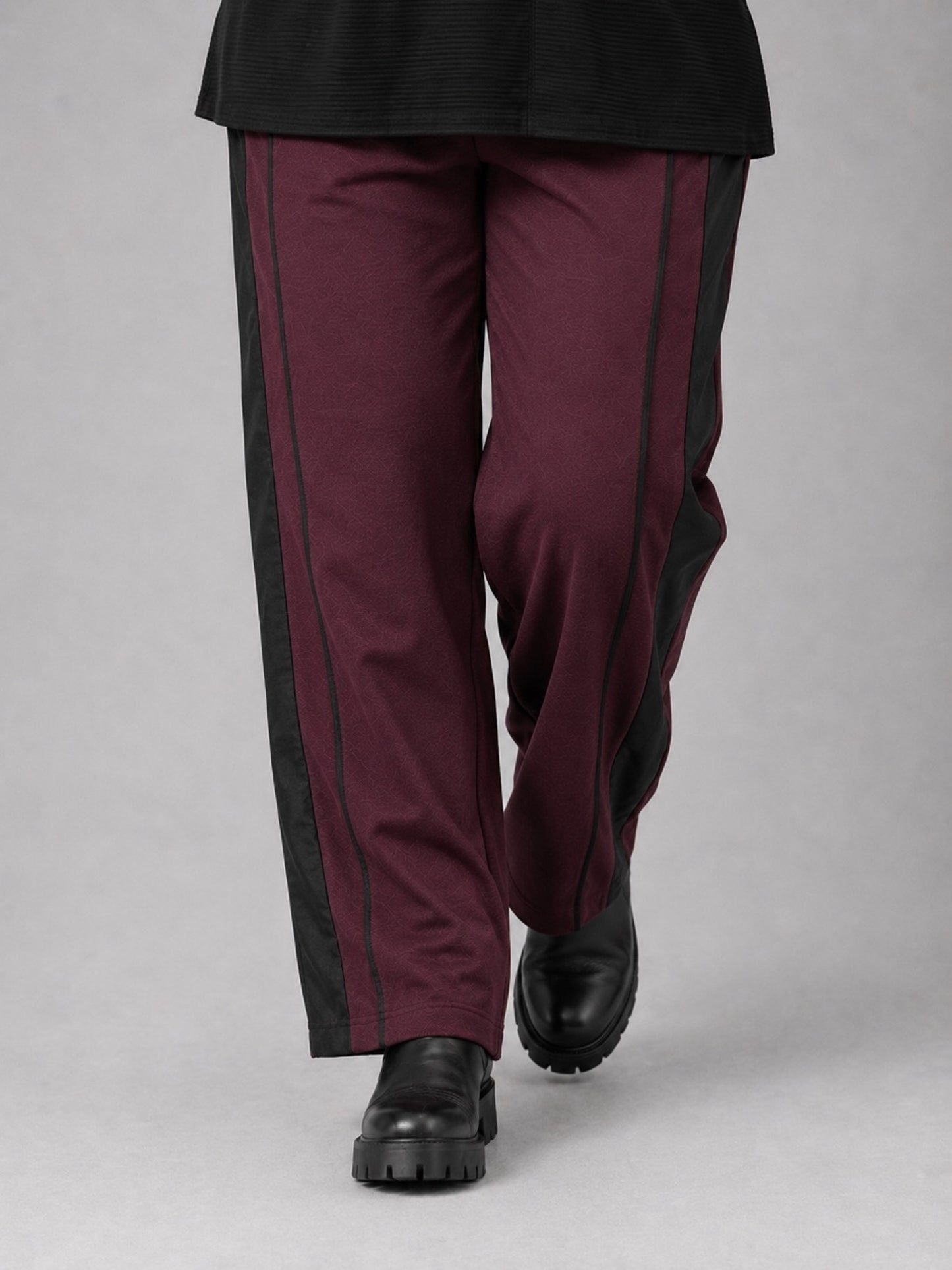 Doris Streich Marlene-Hose Modal mit Seitenstreifen – Beere Gr. 44–56