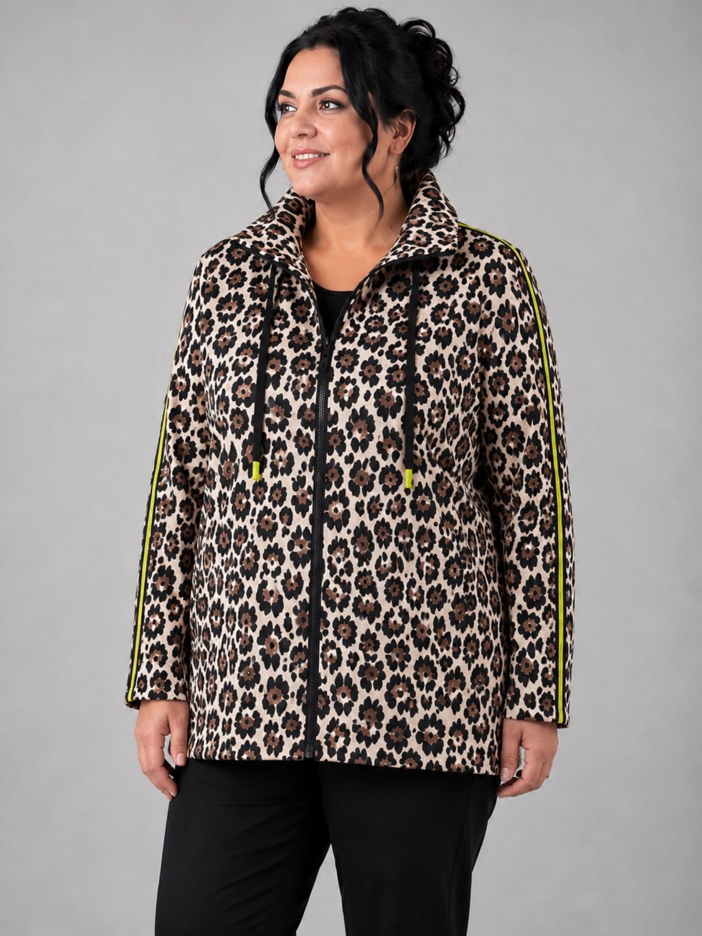 Doris Streich Sweatshirtjacke Leo-Print Stehkragen – Beige/Schwarz Gr. 44–56