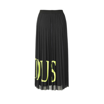 Doris Streich Plisseerock Schwarz mit Neon-Schriftzug