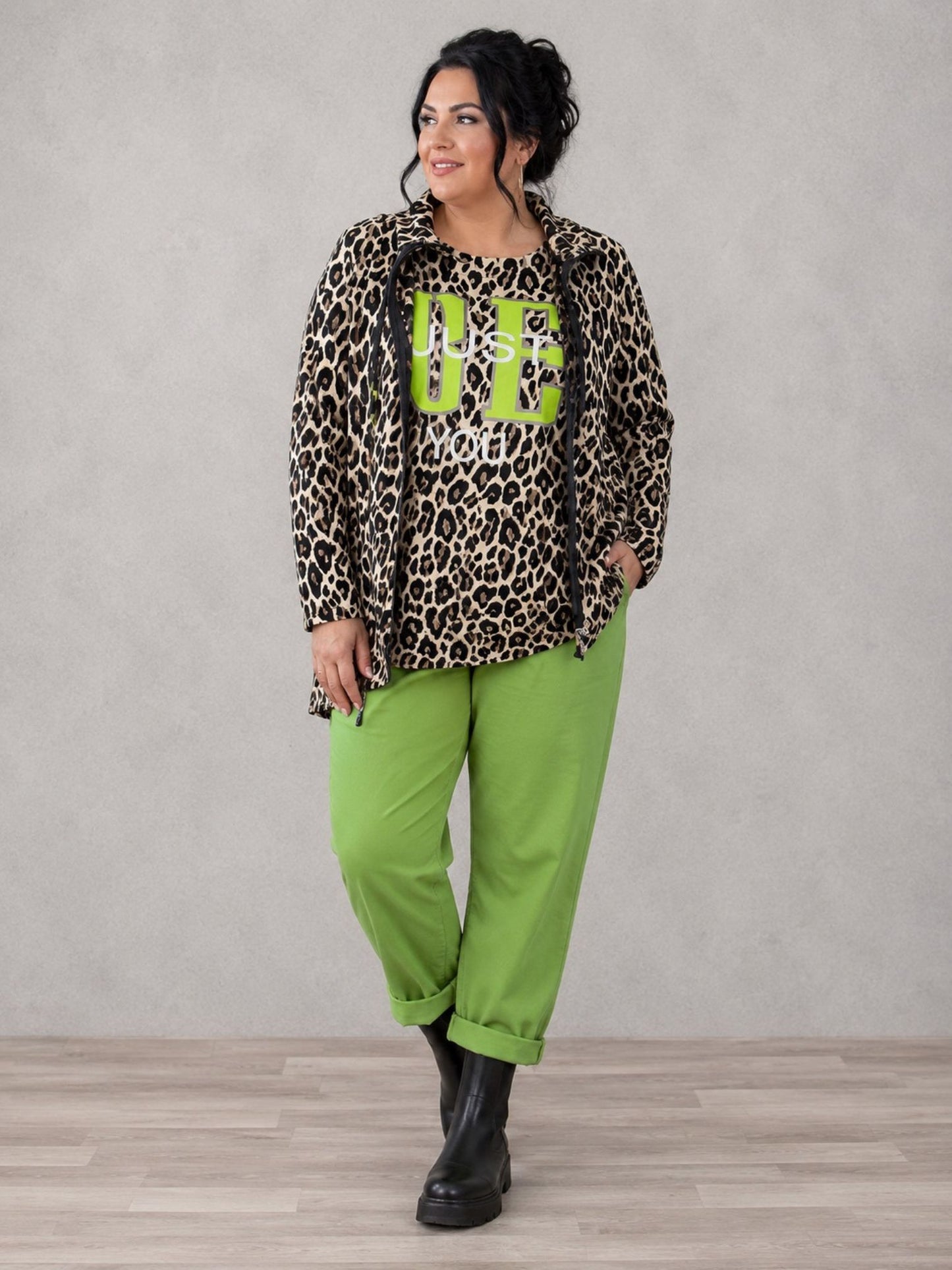 Doris Streich Sweatshirtjacke Leo-Print Stehkragen – Beige/Schwarz Gr. 44–56