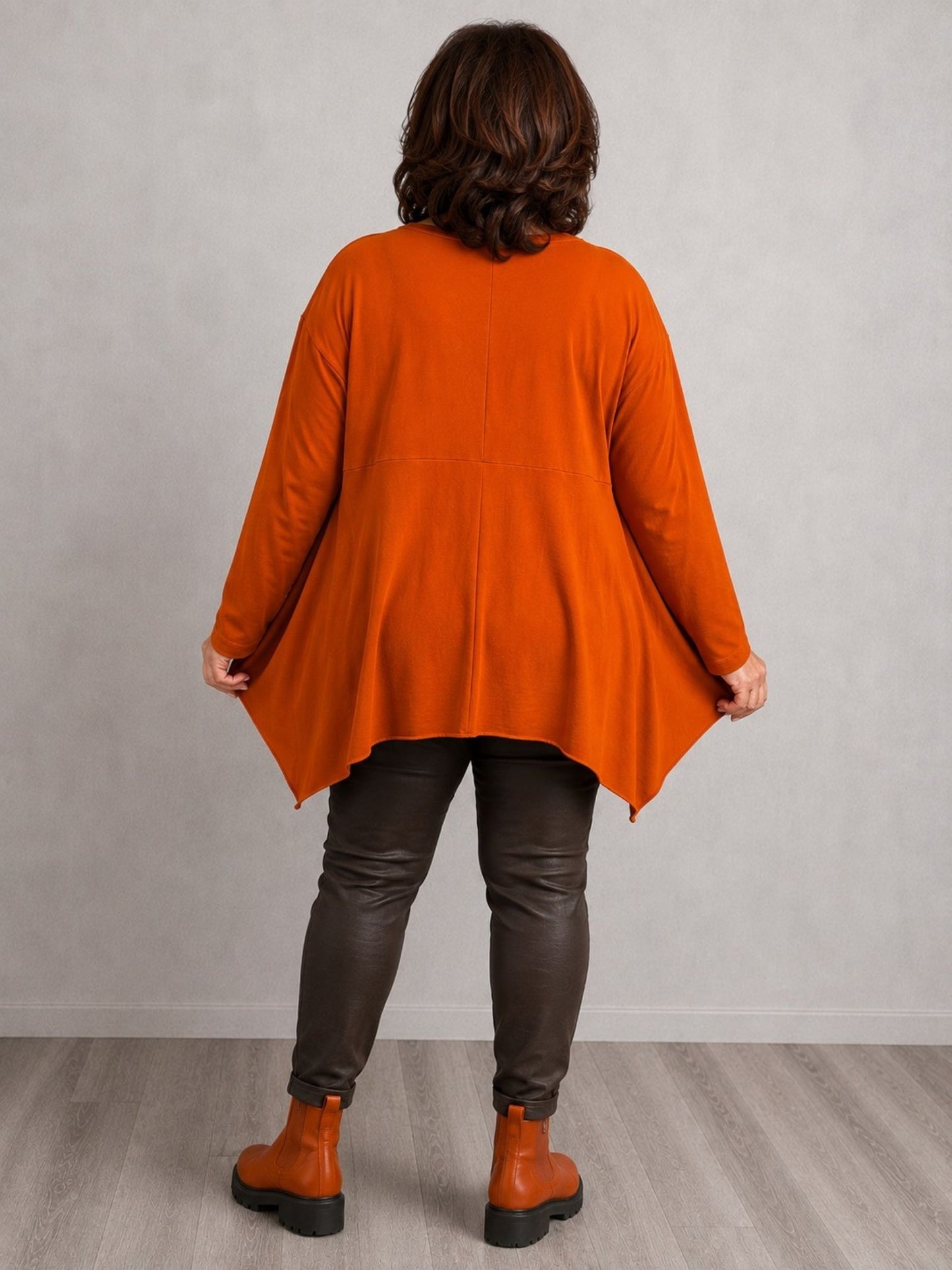 DYB Shirt Viskose A-Linie mit Leo-Tasche – Terracotta Gr. 44–58