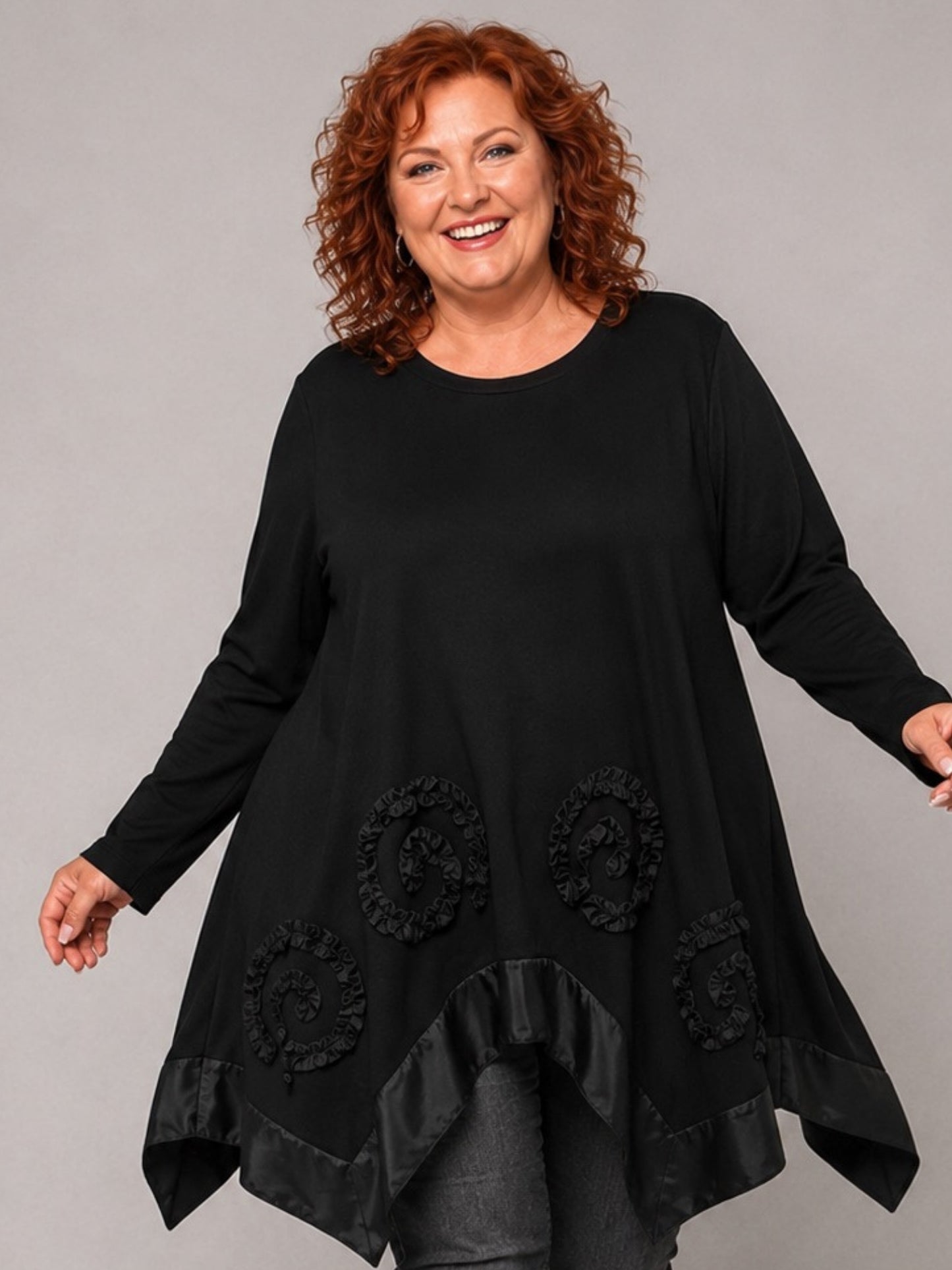DYB Shirt Viskose mit Taftsaum und Rüschen-Spiralen A-Linie – Schwarz Gr. 48–54