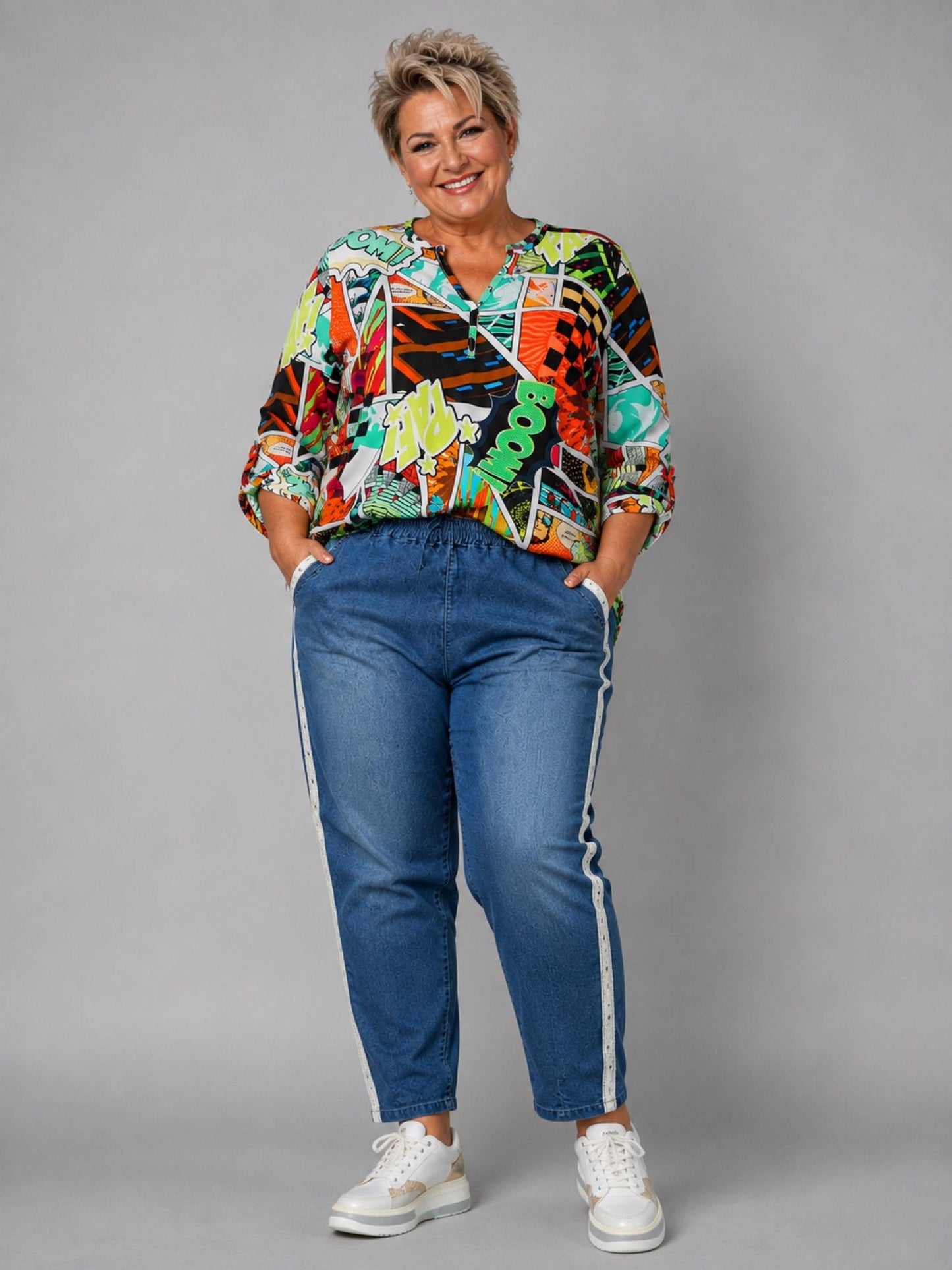 Frenzi Jeans mit Zierstreifen und Straß – Blau Einheitsgröße 44–52