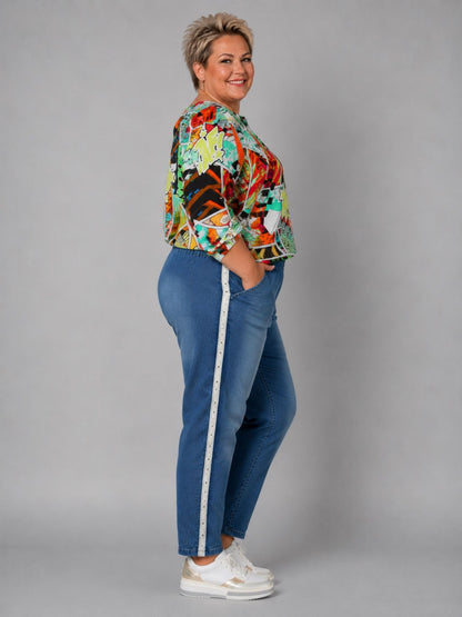 Frenzi Jeans mit Zierstreifen und Straß – Blau Einheitsgröße 44–52