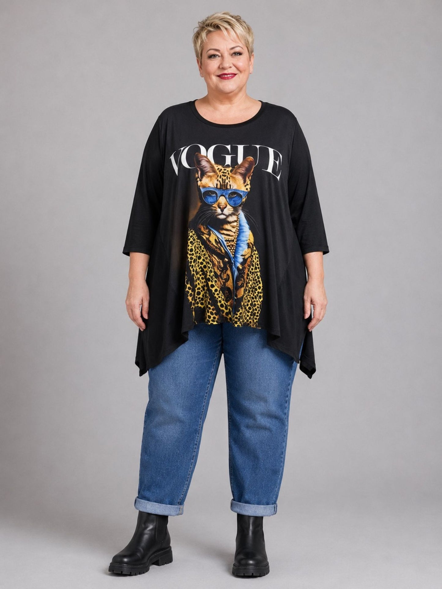 Frenzi Shirt Raubkatzen-Druck im Magazin-Look Oversize – Einheitsgröße 44–56, Schwarz/Gelb