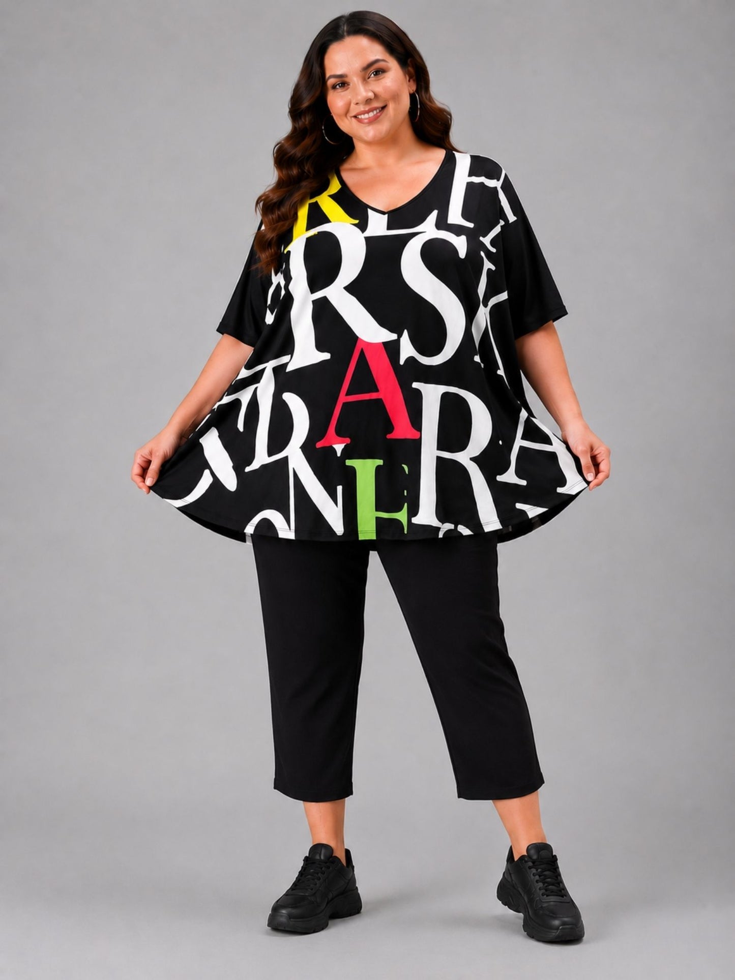 Frenzi Oversize Shirt Buchstaben-Print Schwarz – Einheitsgröße 44–58