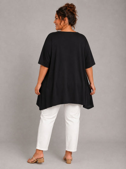 Frenzi Oversize Shirt – Frauenmotiv Print – Große Größen 44–58