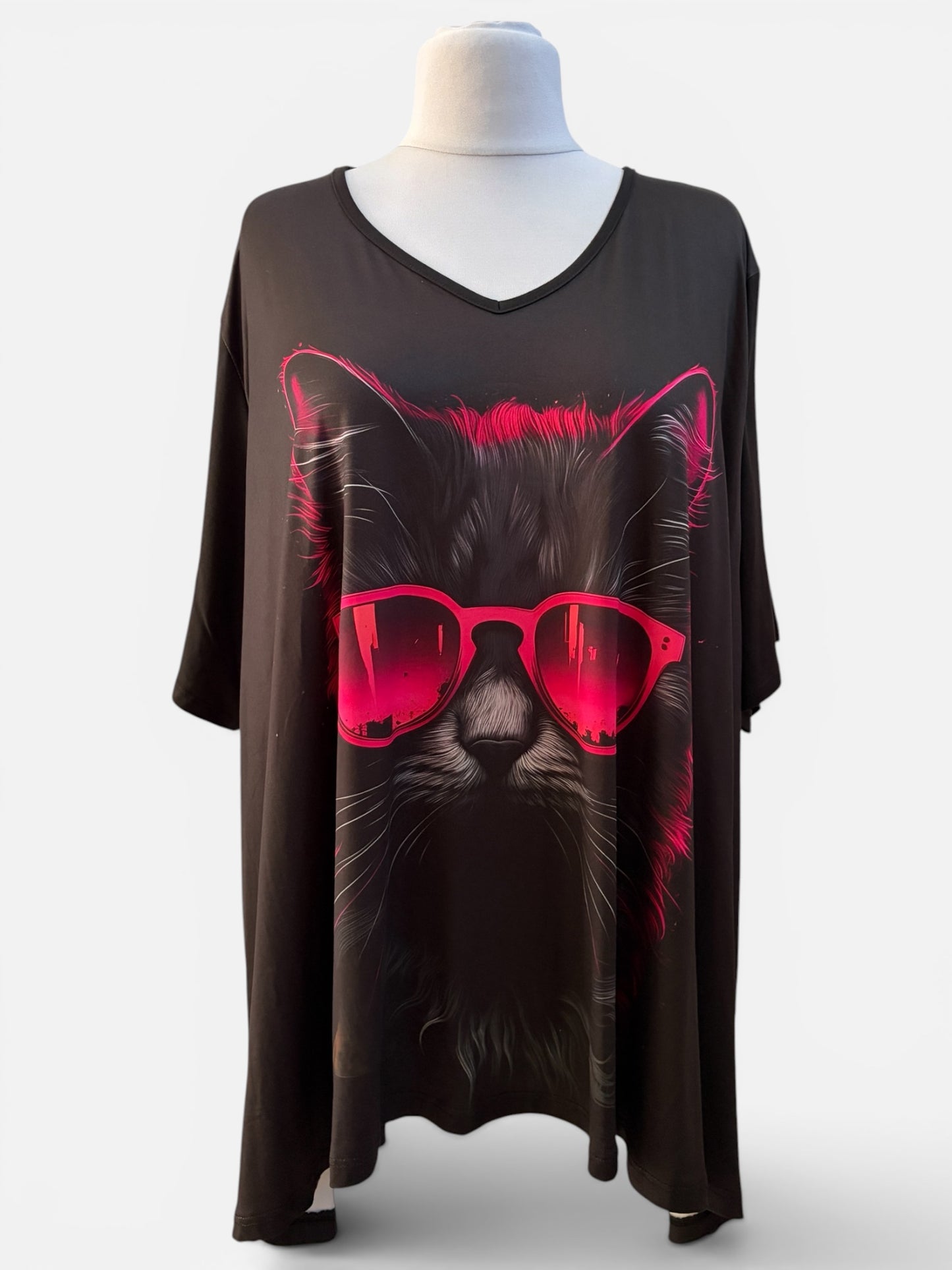 Frenzi Oversize Shirt große Größen – Katzenlook in Pink