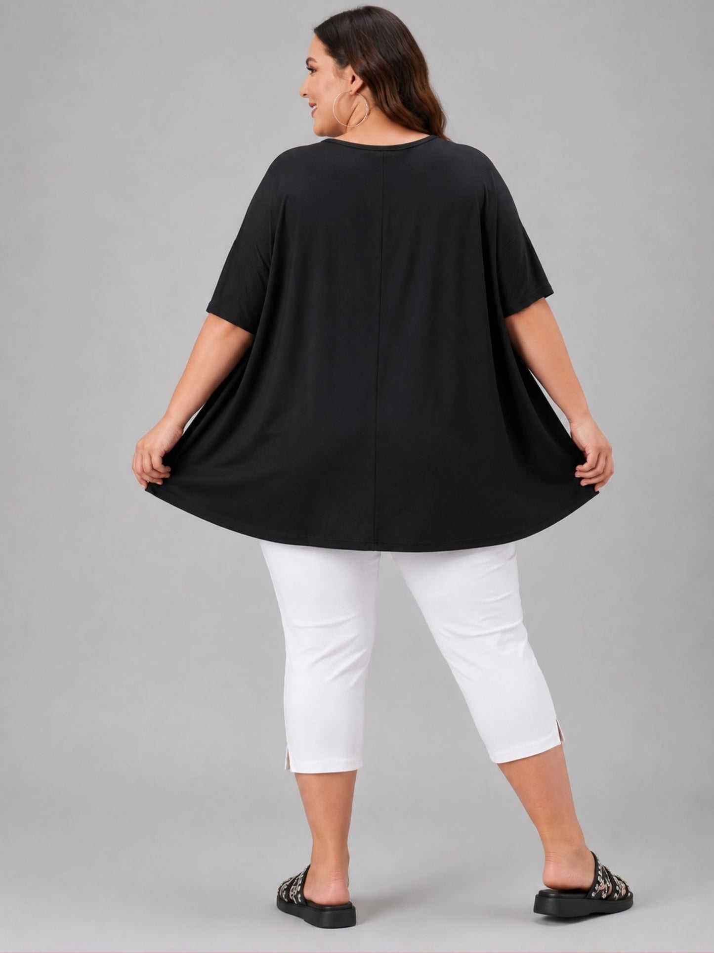 Frenzi Oversize Shirt Totenkopf-Print Schwarz-Weiß – Einheitsgröße 44–58