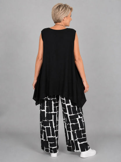 Frenzi Top mit Strassnieten – ärmellos, asymmetrischer Saum – in 5 Farben – Einheitsgröße 46–56