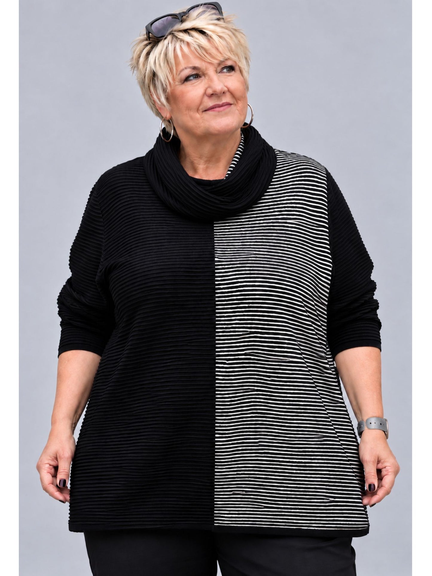 Heimod Strickpullover Baumwolle zweifarbig mit Wende-Loop – Marine/Weiß Gr. 44–60