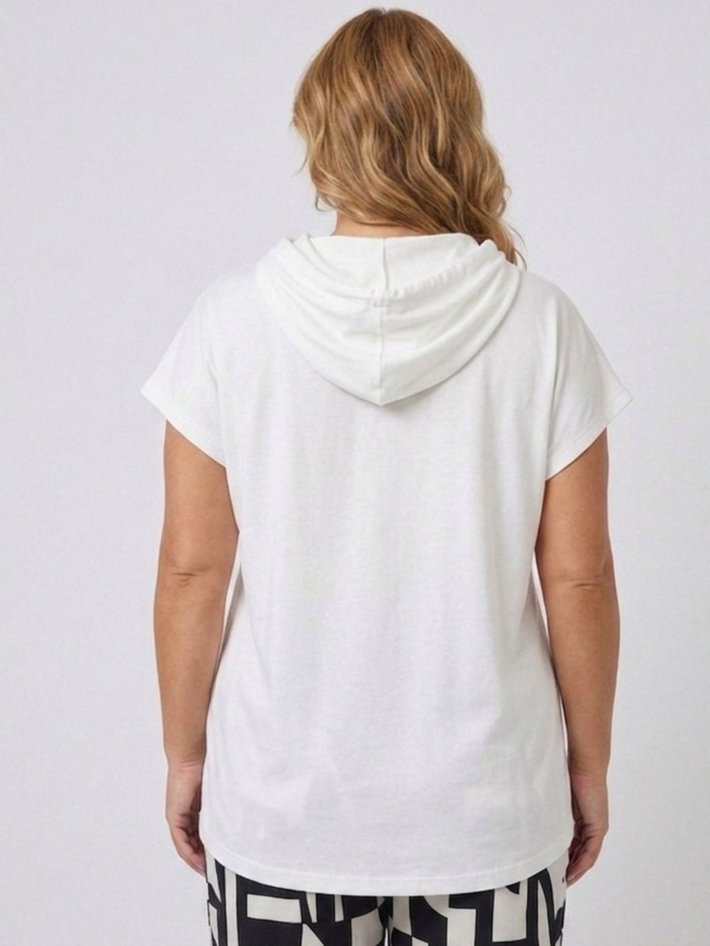 Lea H Curve Hoodie-Shirt „you create THE LIFE" – Oversize-Schnitt mit Kapuze, Schwarz und Weiß