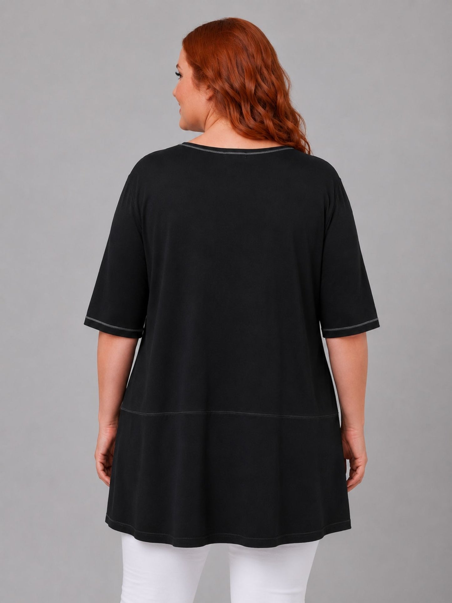 Lea H Curve Longshirt „Beautiful" – Schwarz & Weiß | Print, Straß & Lurex | Große Größen