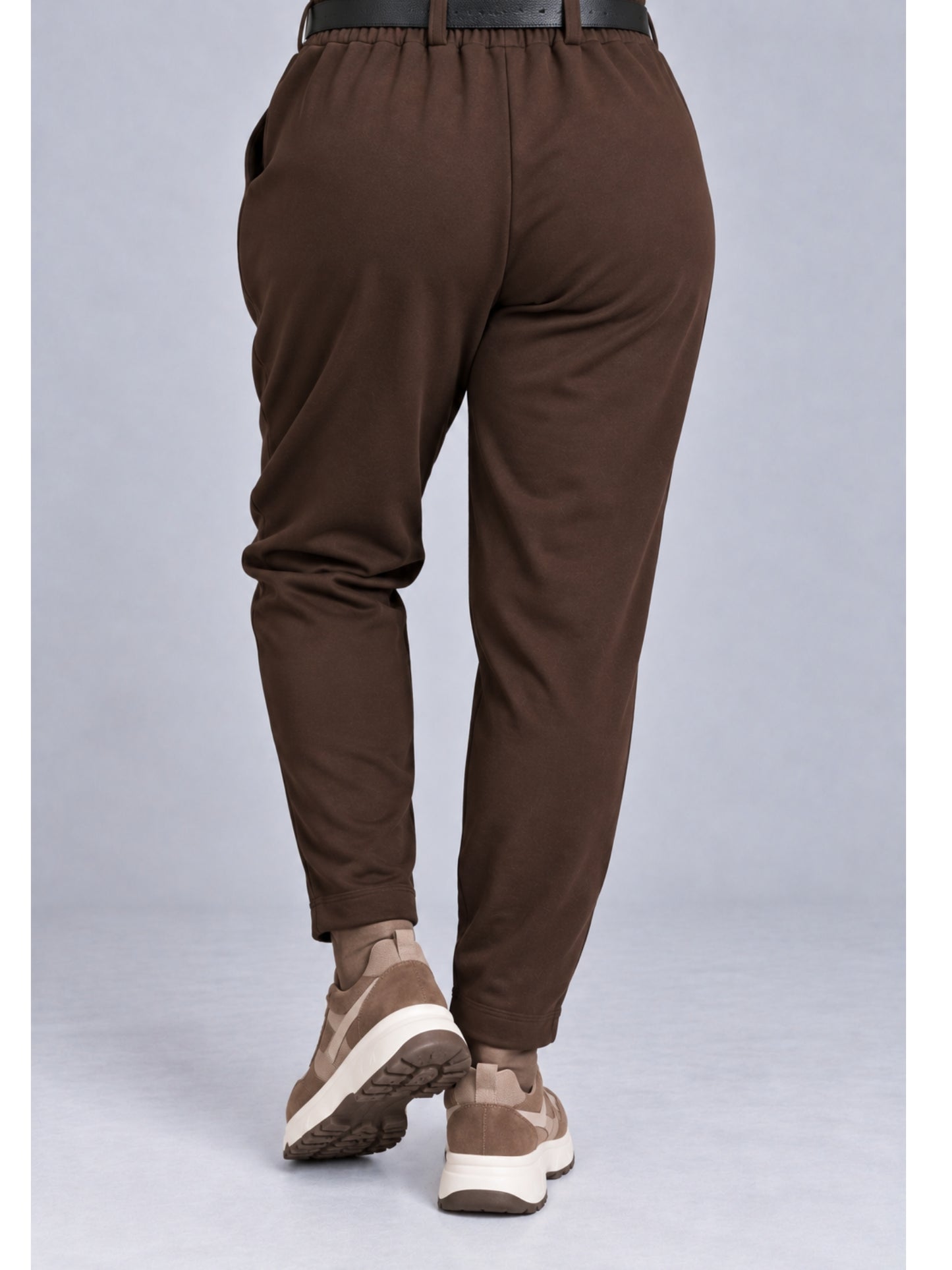 Lea H Curve Hose Twill angeraut mit Gummizug und Gürtel – Sand, Schokobraun, Schwarz Gr. 44–54