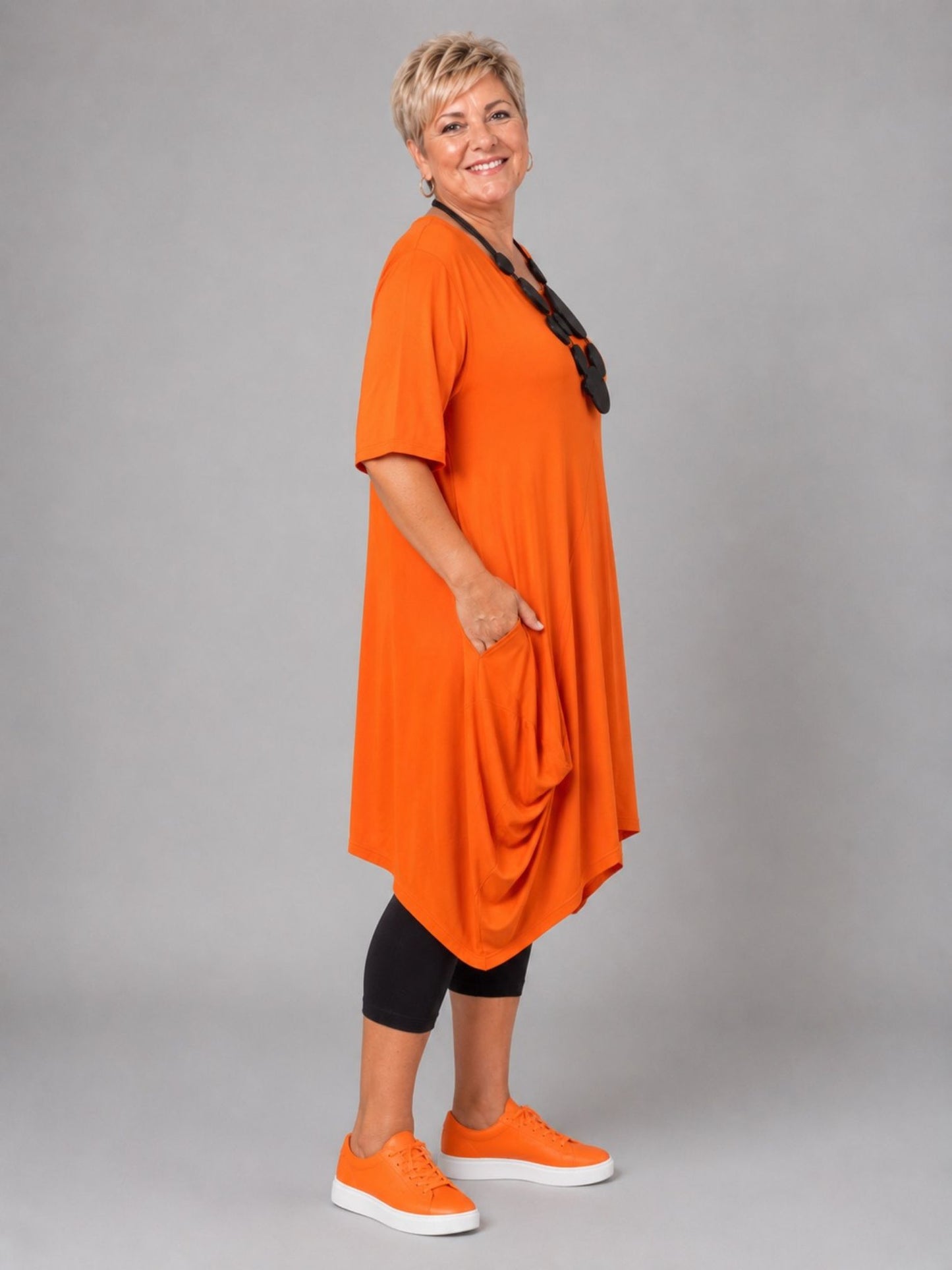 Momente Long-Tunika Viskose-Jersey Ballon-Schnitt – Schwarz, Pink, Orange, Gelb, Grün, Kiwi Gr. 1–3 (EU 42–58)