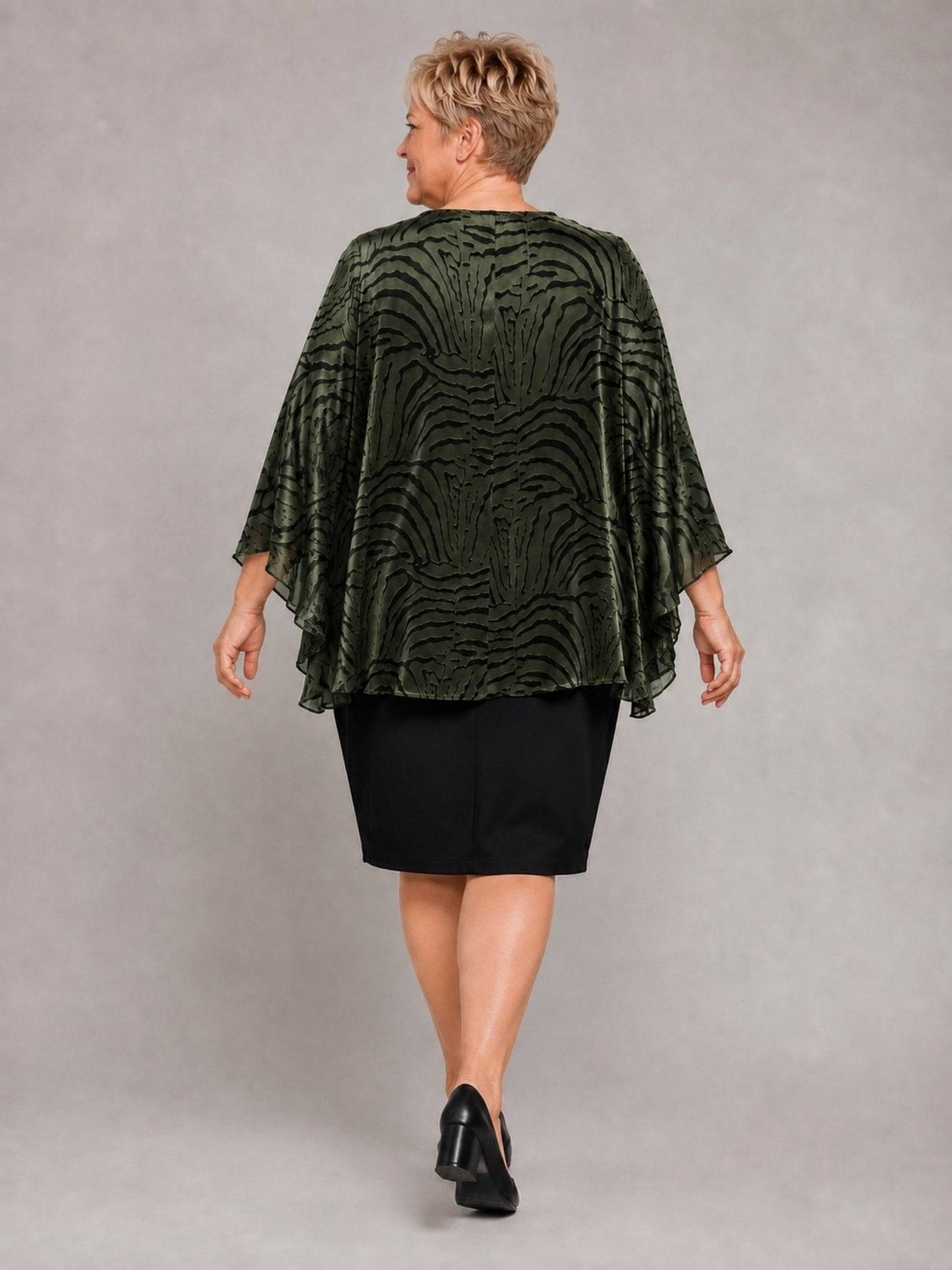 Sempre Piu festliches Etuikleid mit Chiffon-Überwurf – Khaki/Schwarz Gr. 44–60