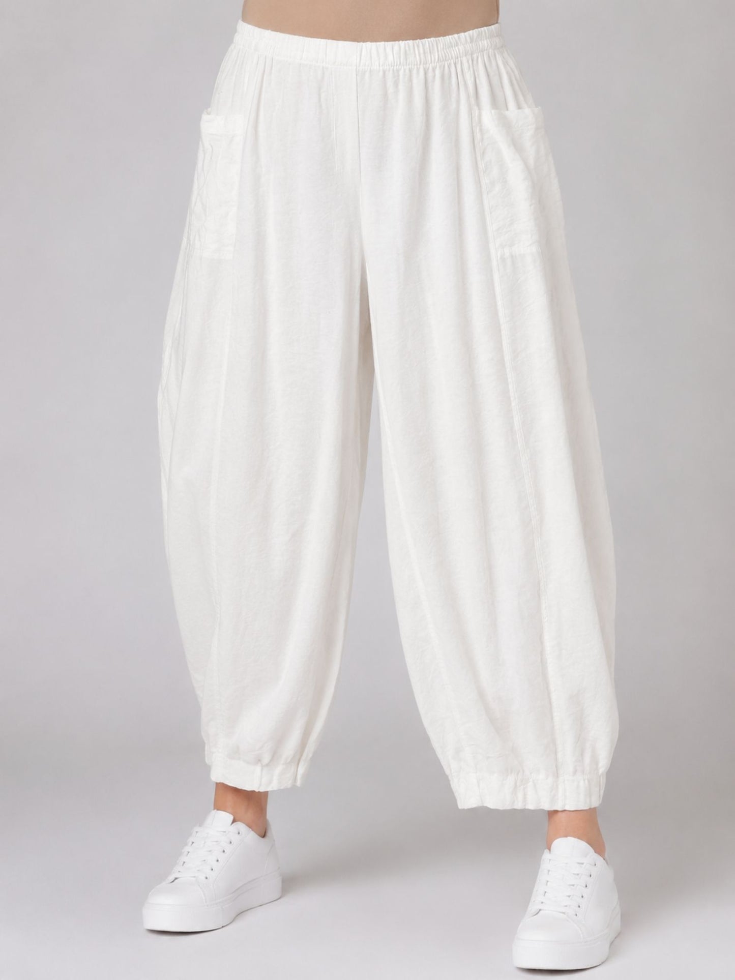 Sinne by Coom Ballonhose Weiß – 100 % Tencel, federleicht – Große Größen 40–54