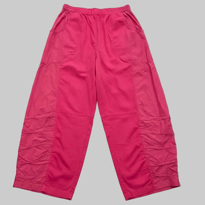 Sinne by Coom Hose mit Microtaft-Falten pink weiß