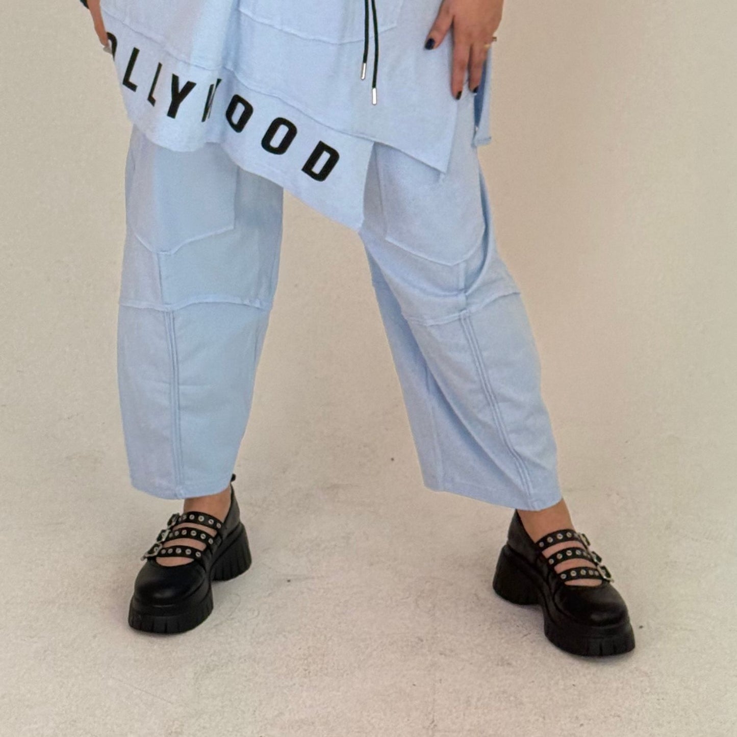 Sinne by Coom Hose Sweatstoff legerer Schnitt schwarz / weiß / koralle / hellblau / grün