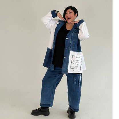 Sinne by Coom Jeanshose Jeansblau Schrift große Größen – Nickis XXL Fashion – Ansicht 2