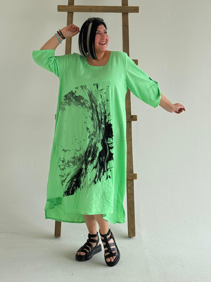 Sinne by Coom Kleid – Splash-Print – in Schwarz, Pink und Hellgrün erhältlich