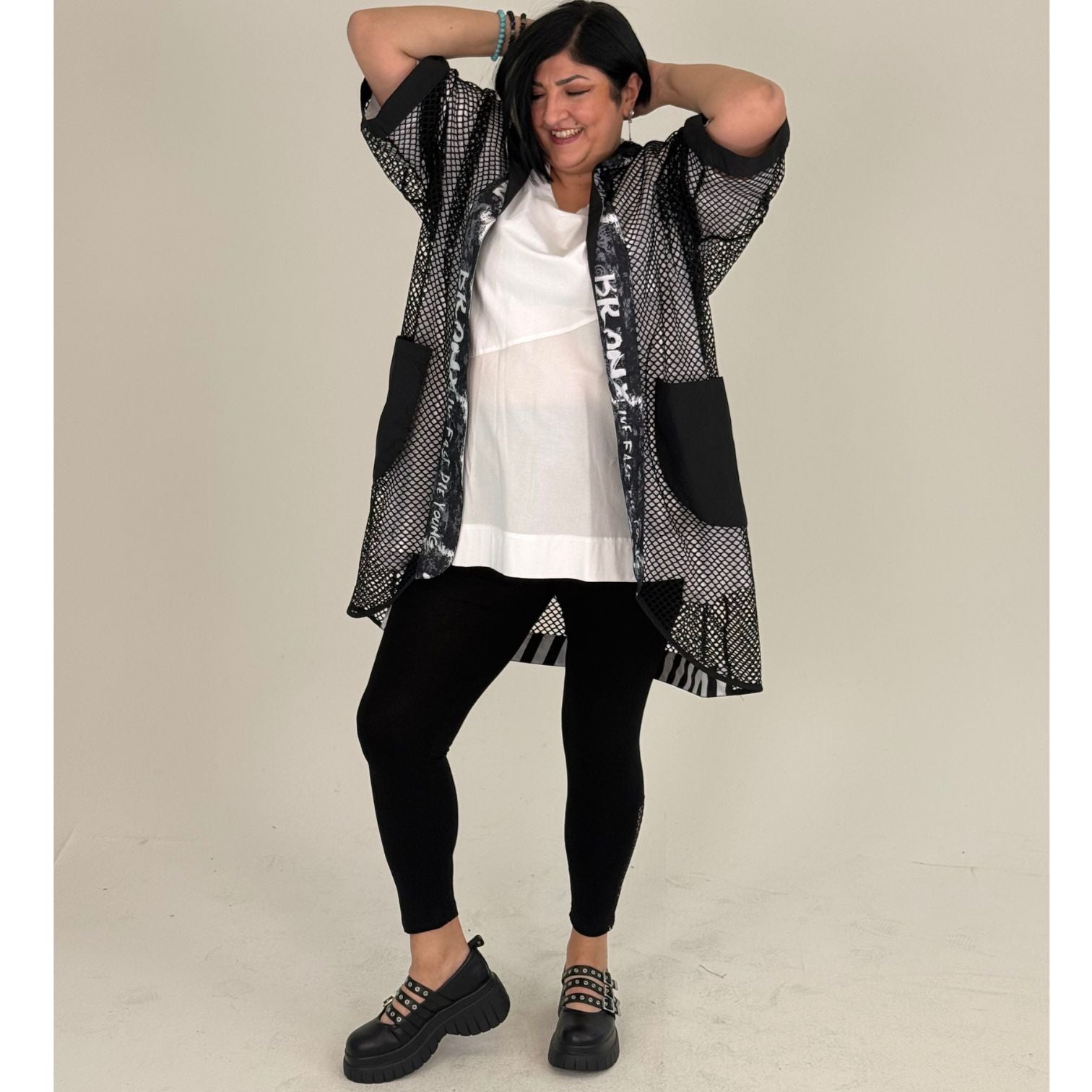 Sinne by Coom Netzcardigan Oversize Microtaft große Größen – Nickis XXL Fashion – Ansicht 6